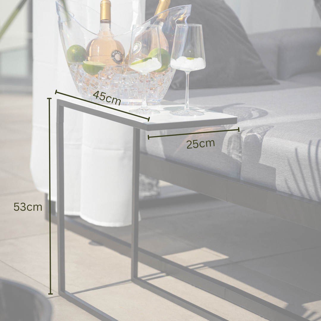 N°5 - THE SIDE TABLE